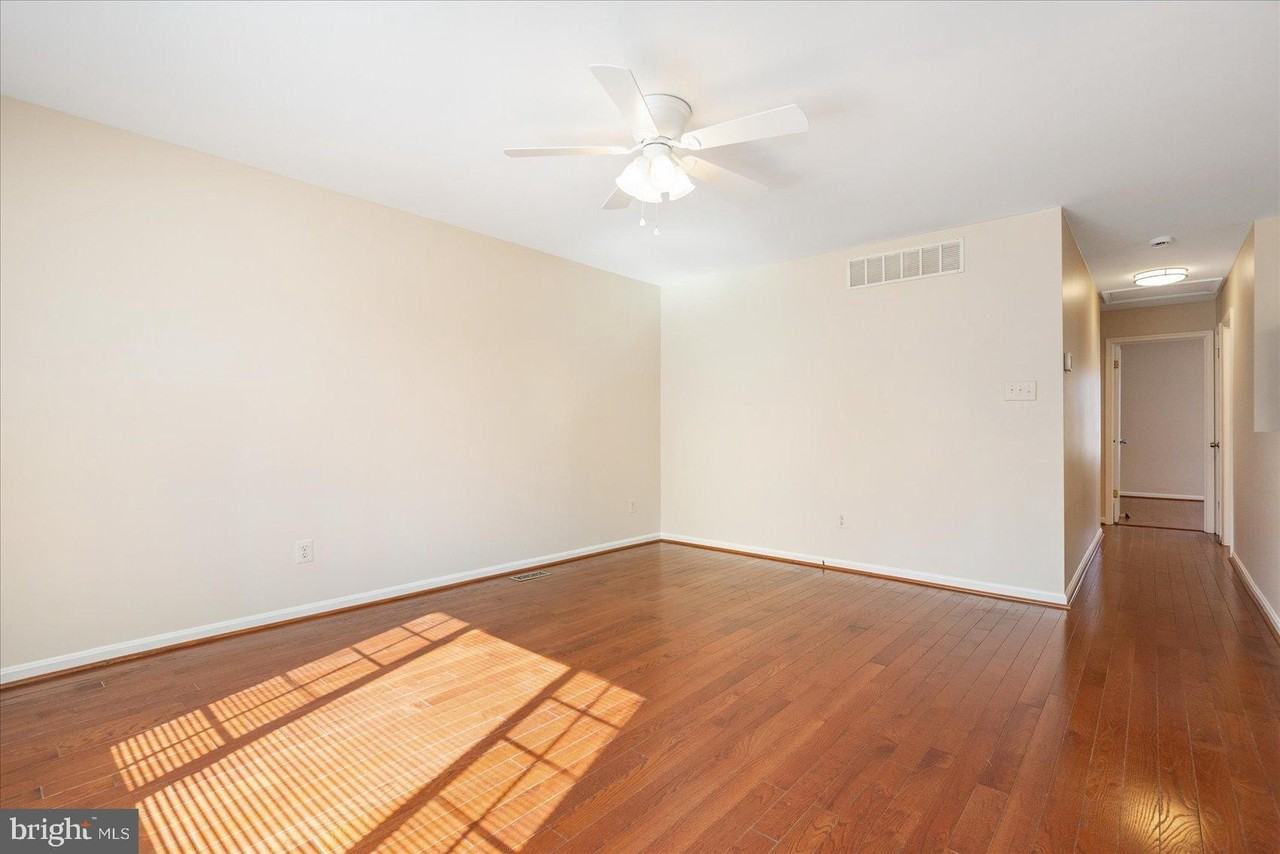 430 Stiemly Ave - Photo 7 of 35