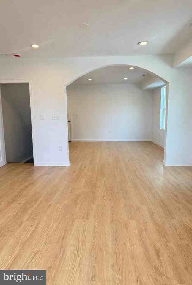 2125 1/2 Oakland Rd - Photo 7 of 18