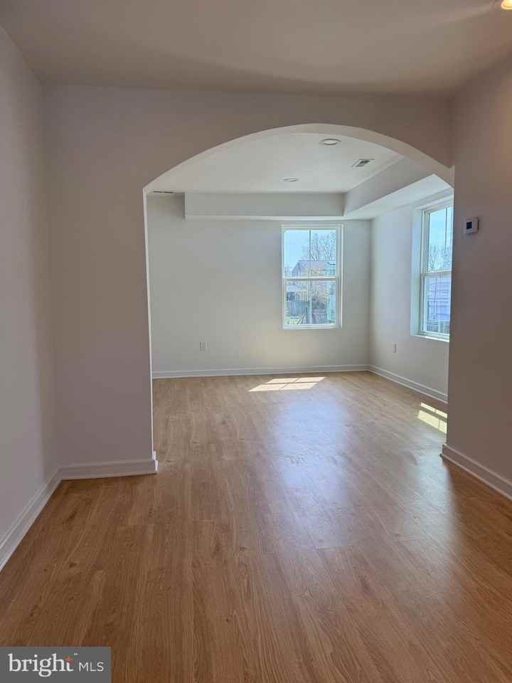 2125 Oakland Rd - Photo 6 of 15