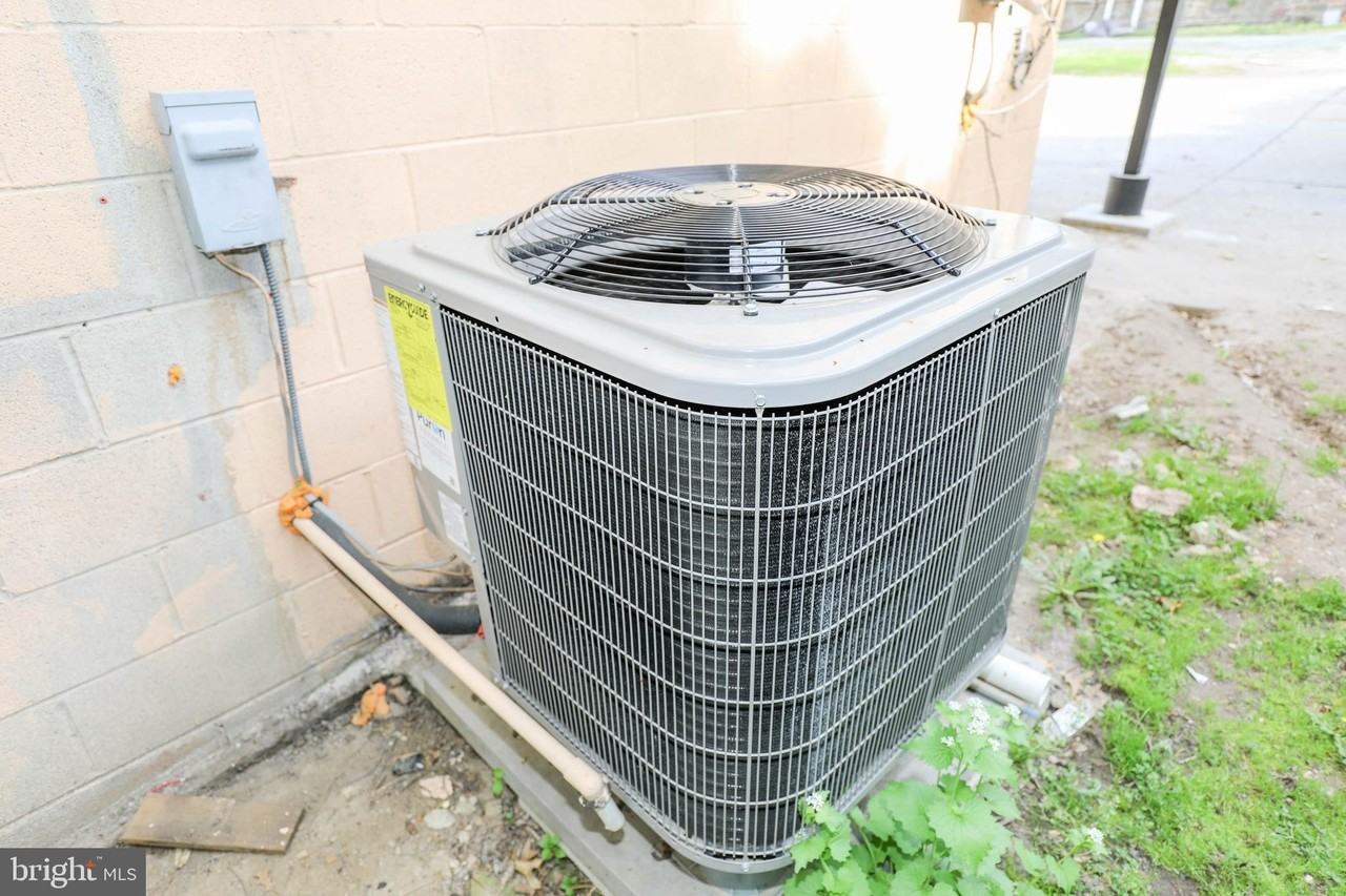 103R Waelchli Ave - Photo 3 of 37