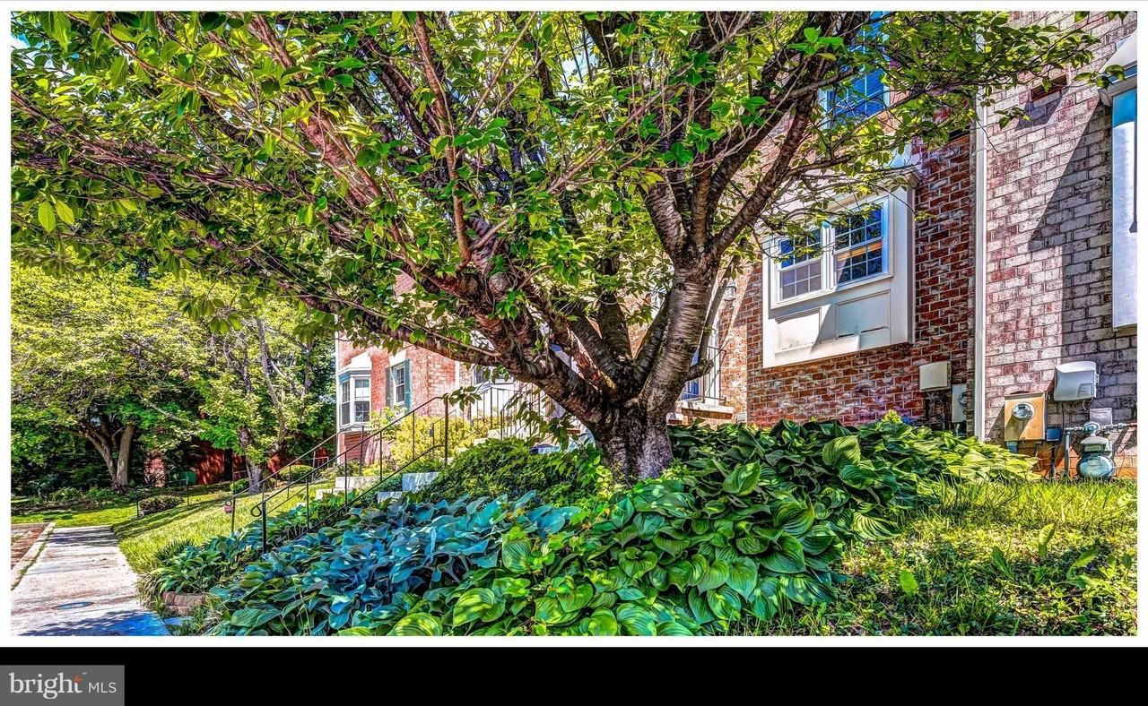 26 Spring Glen Ct - Photo 4 of 30