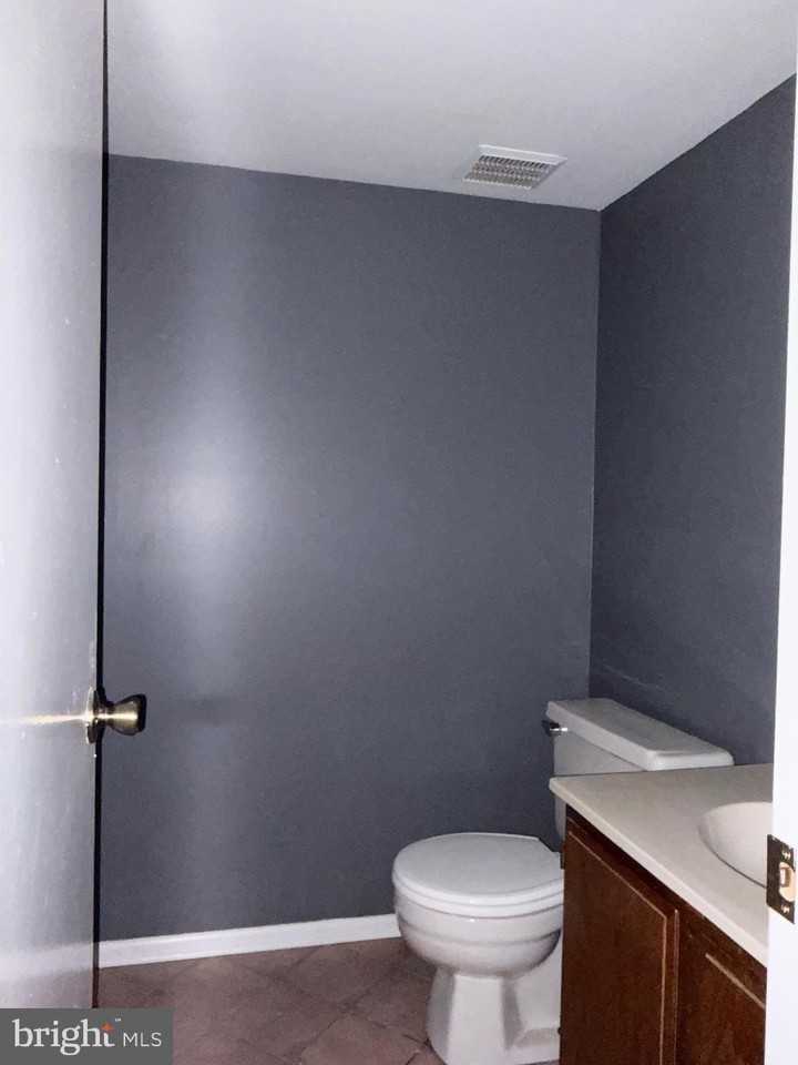 6662 Ducketts Ln #18-6 - Photo 5 of 17