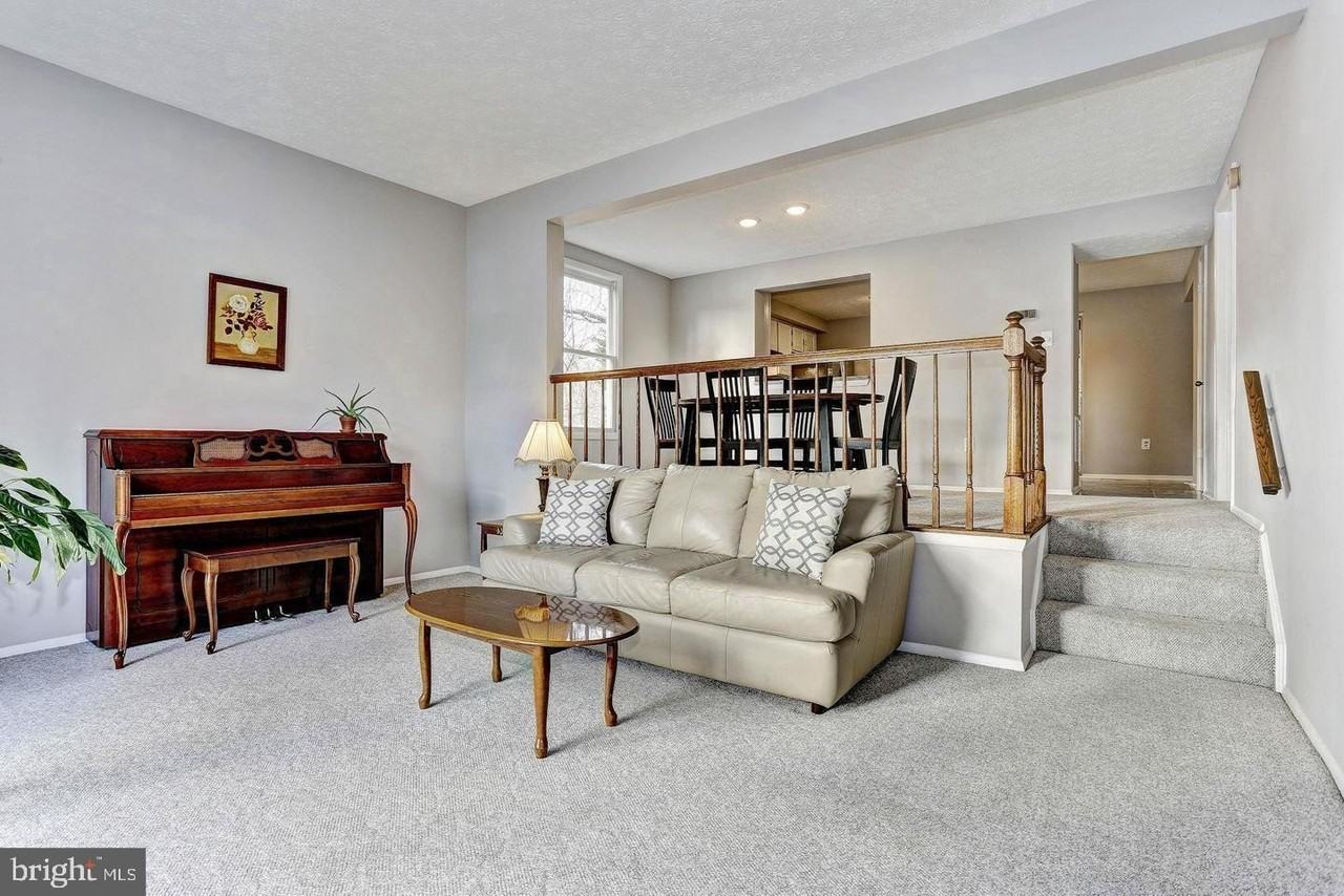 3816 Bonnybridge Pl - Photo 2 of 18