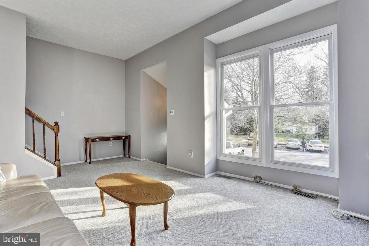 3816 Bonnybridge Pl - Photo 4 of 18