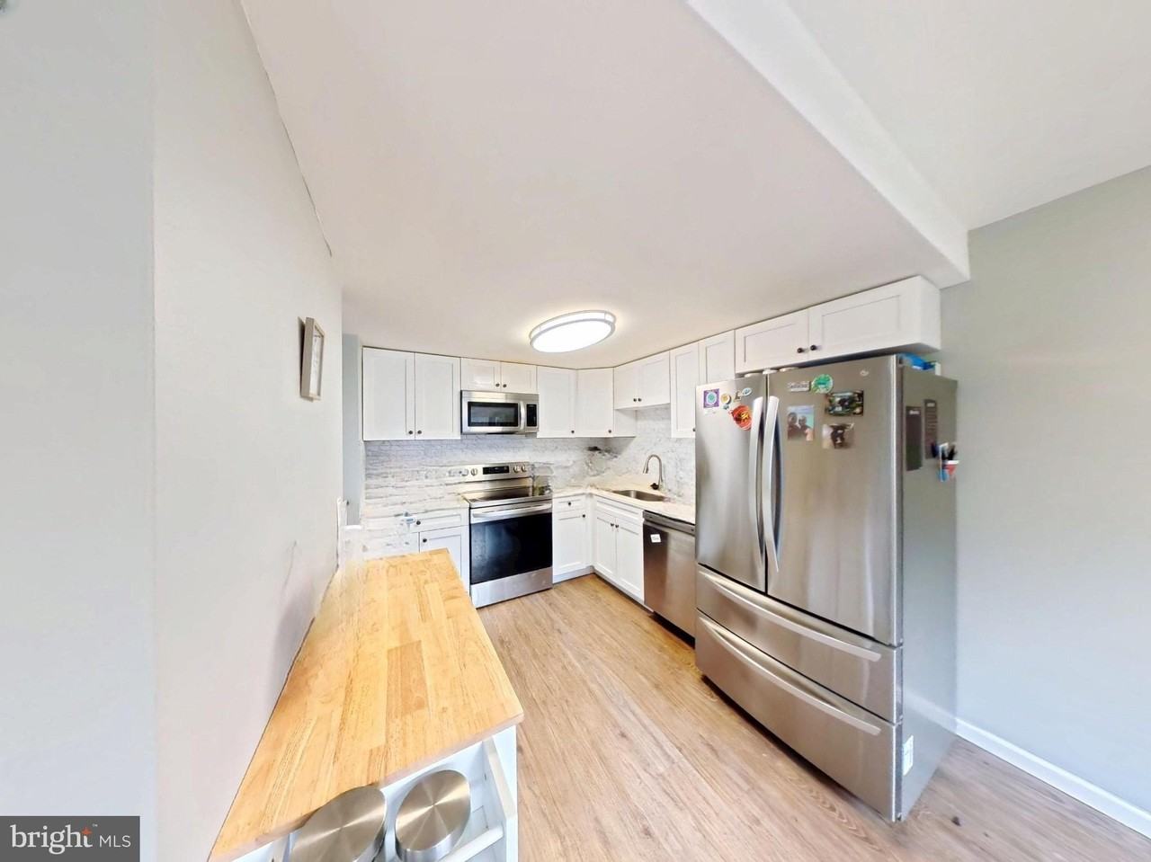 18428 Point Seneca Pl - Photo 4 of 28