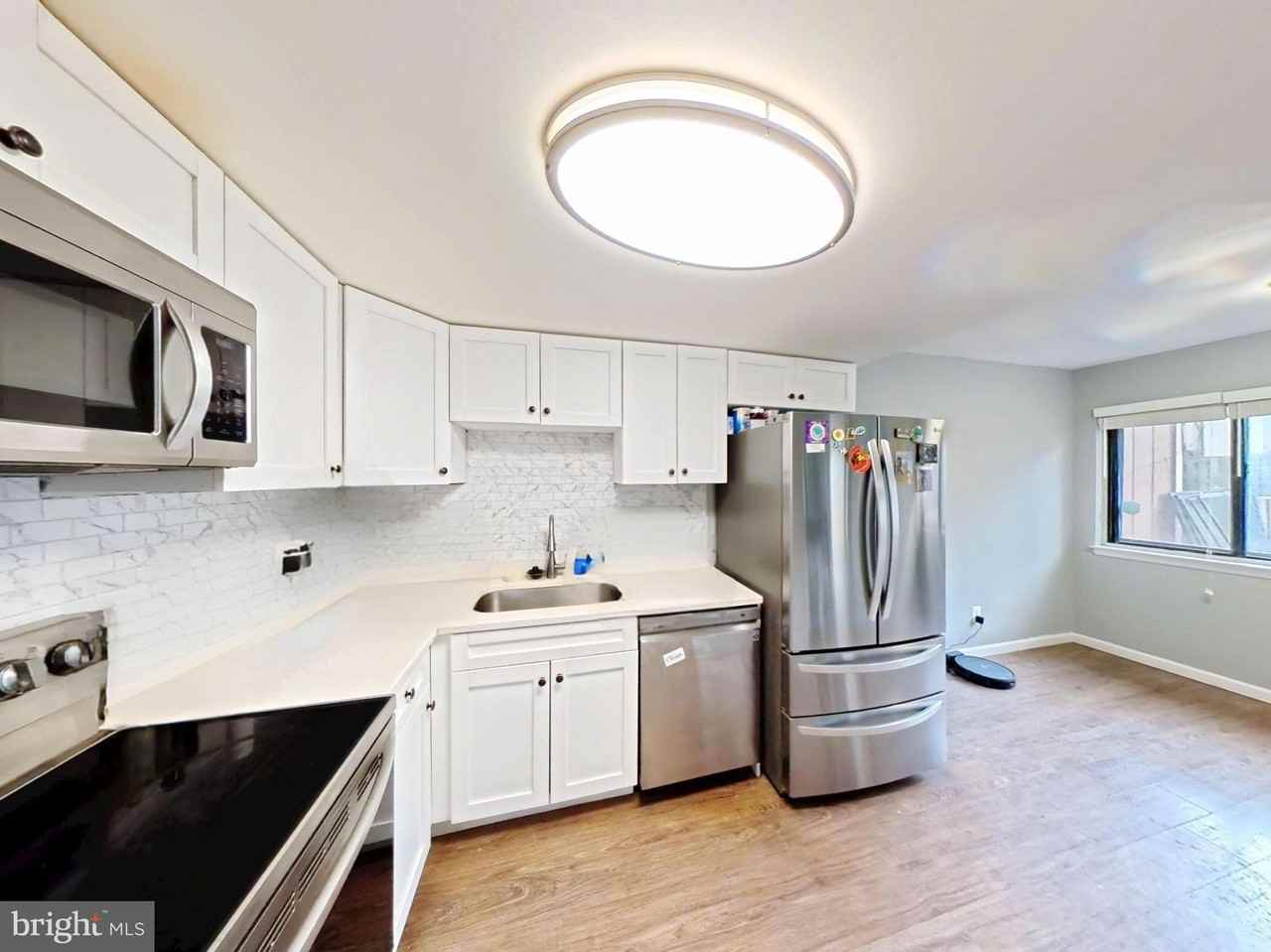 18428 Point Seneca Pl - Photo 6 of 28