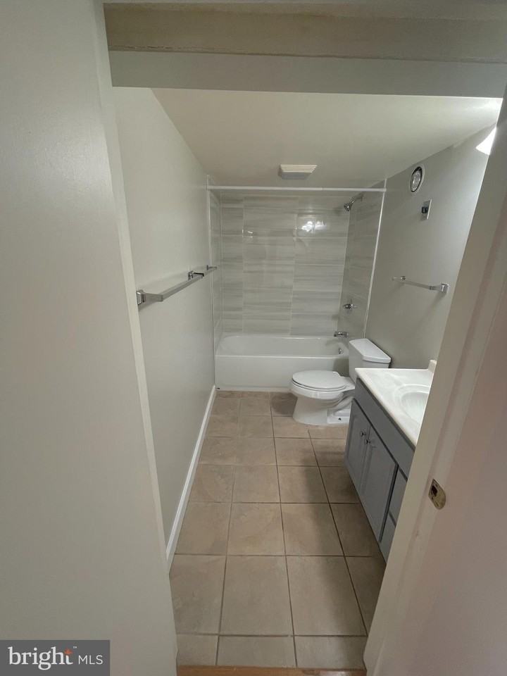 1307 Sarah Dr - Photo 7 of 17