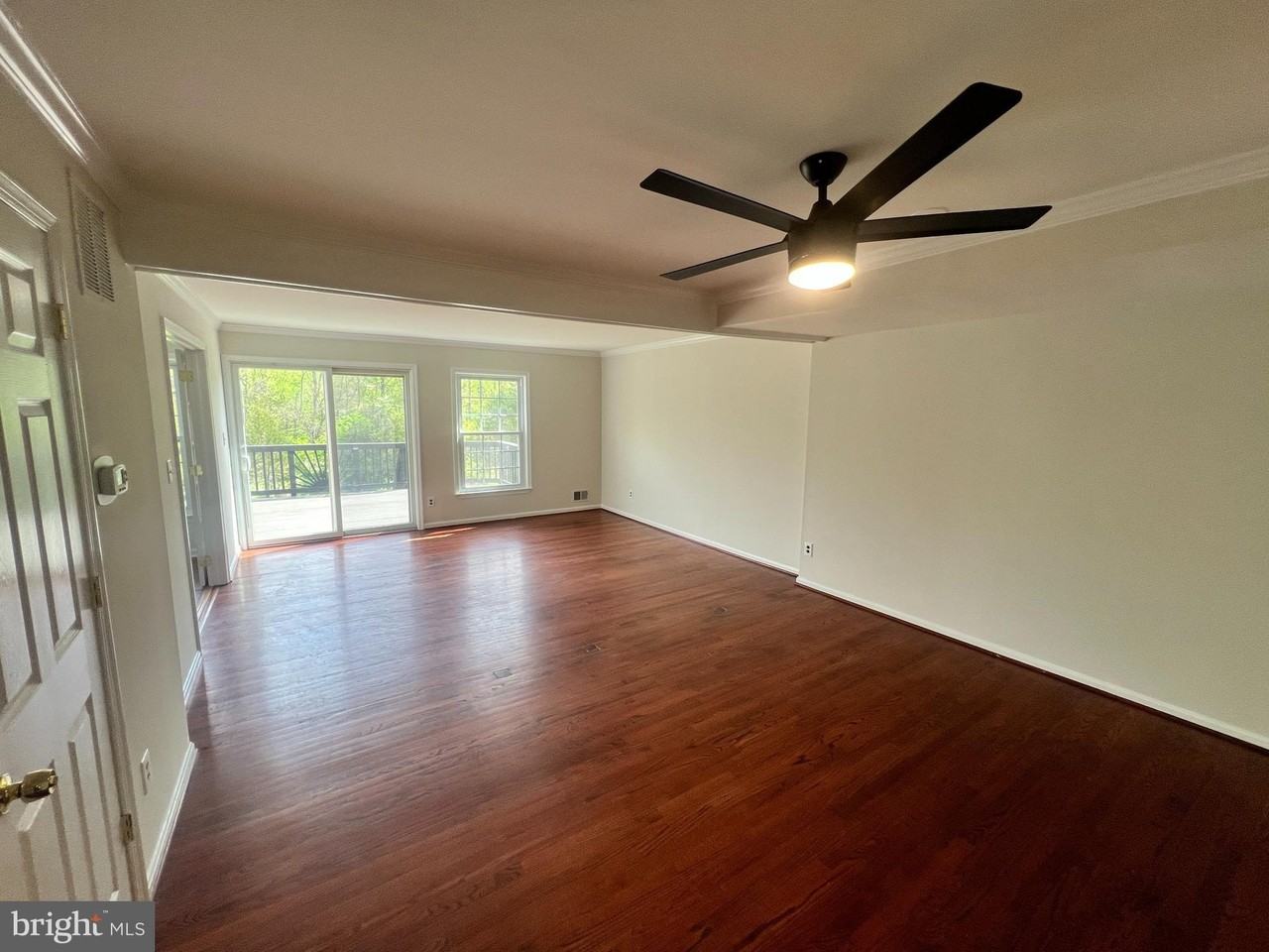 516 Meadow Hall Dr #D516 - Photo 2 of 37