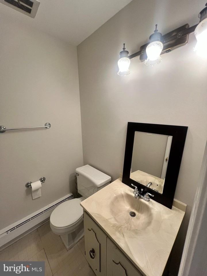 516 Meadow Hall Dr #D516 - Photo 7 of 37