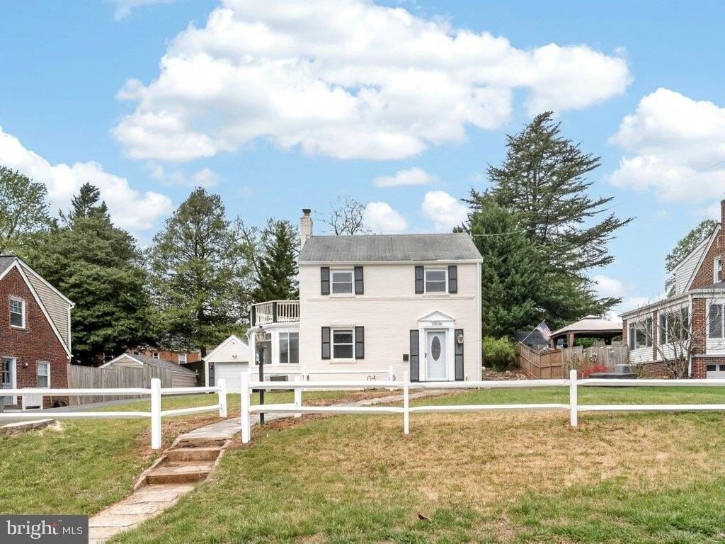 10506 Lorain Ave - Photo 2 of 46