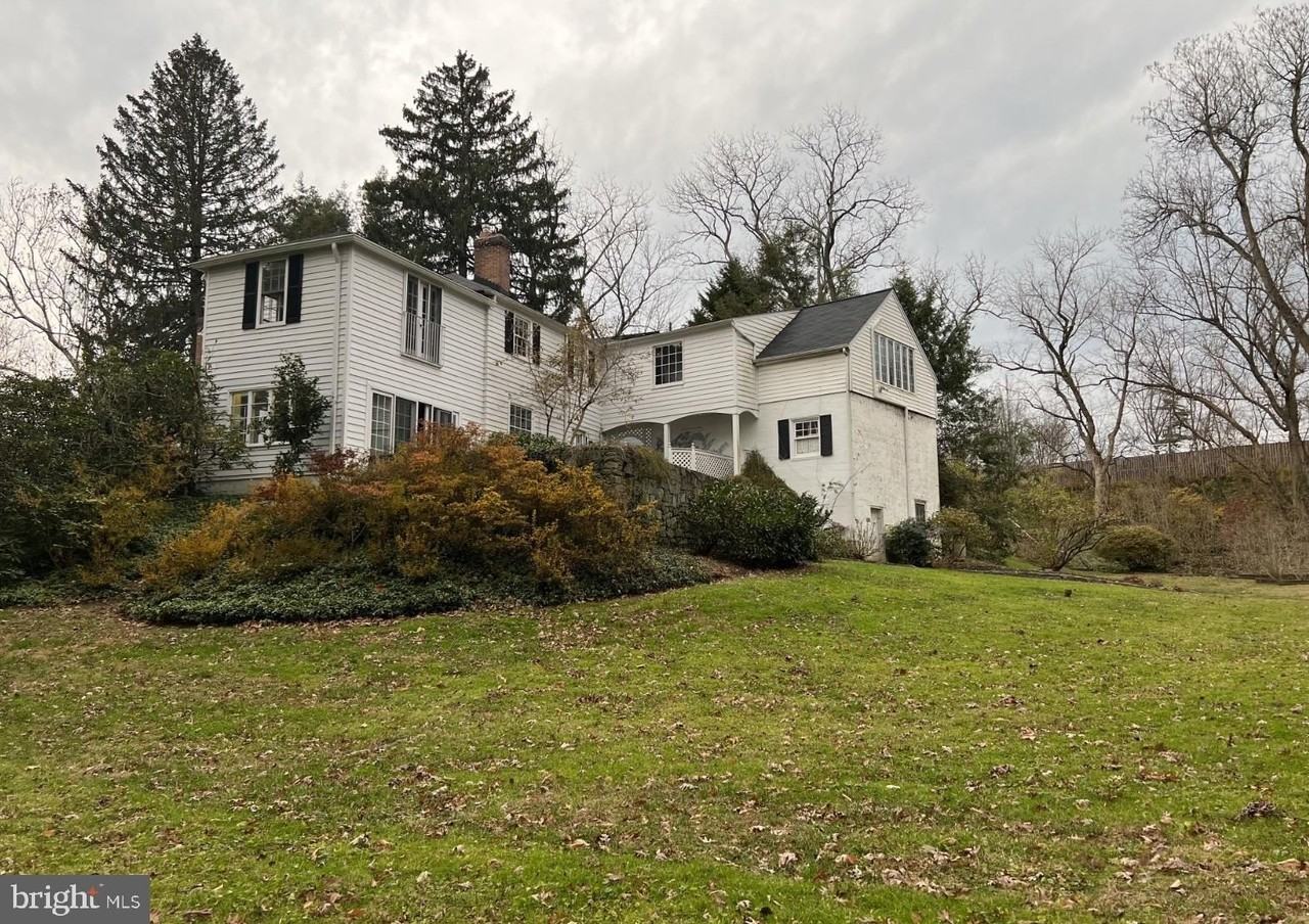 7309 River Rd - Photo 2 of 34