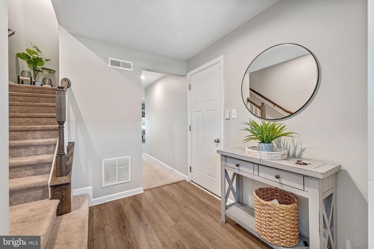 205 Dalton Dr - Photo 5 of 27