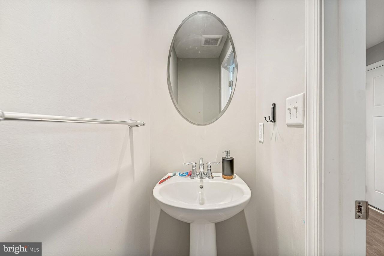 205 Dalton Dr - Photo 7 of 27