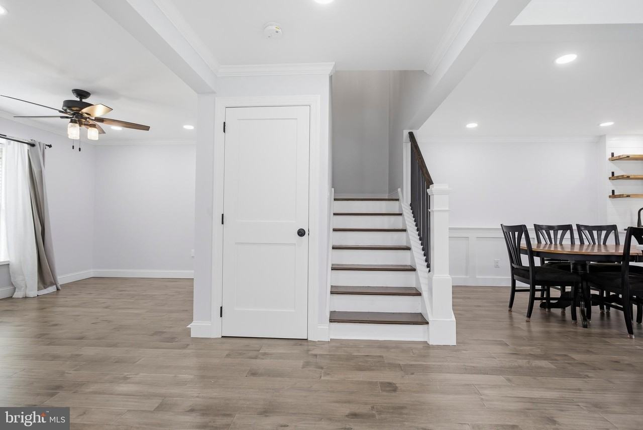 51 Potter Ct - Photo 4 of 37