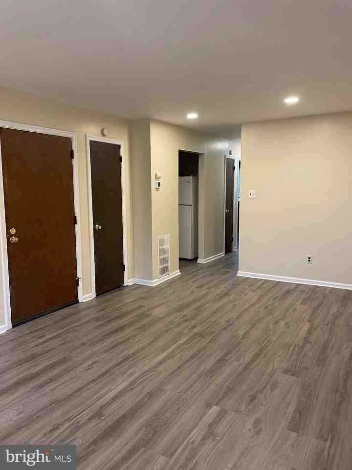 304 Christopher Pl - Photo 5 of 25