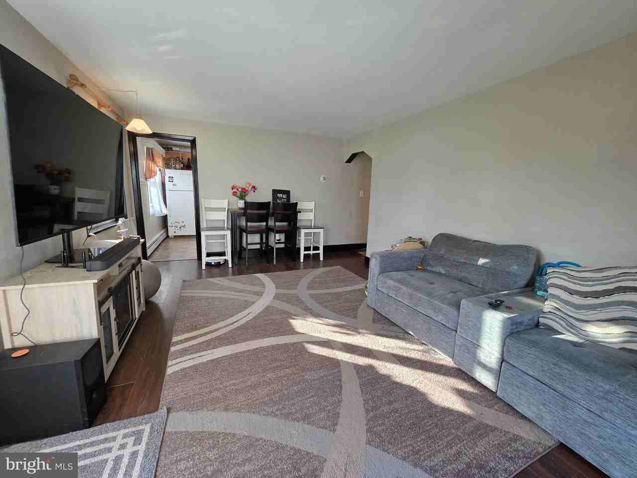 14 Scarlet Ave - Photo 4 of 21