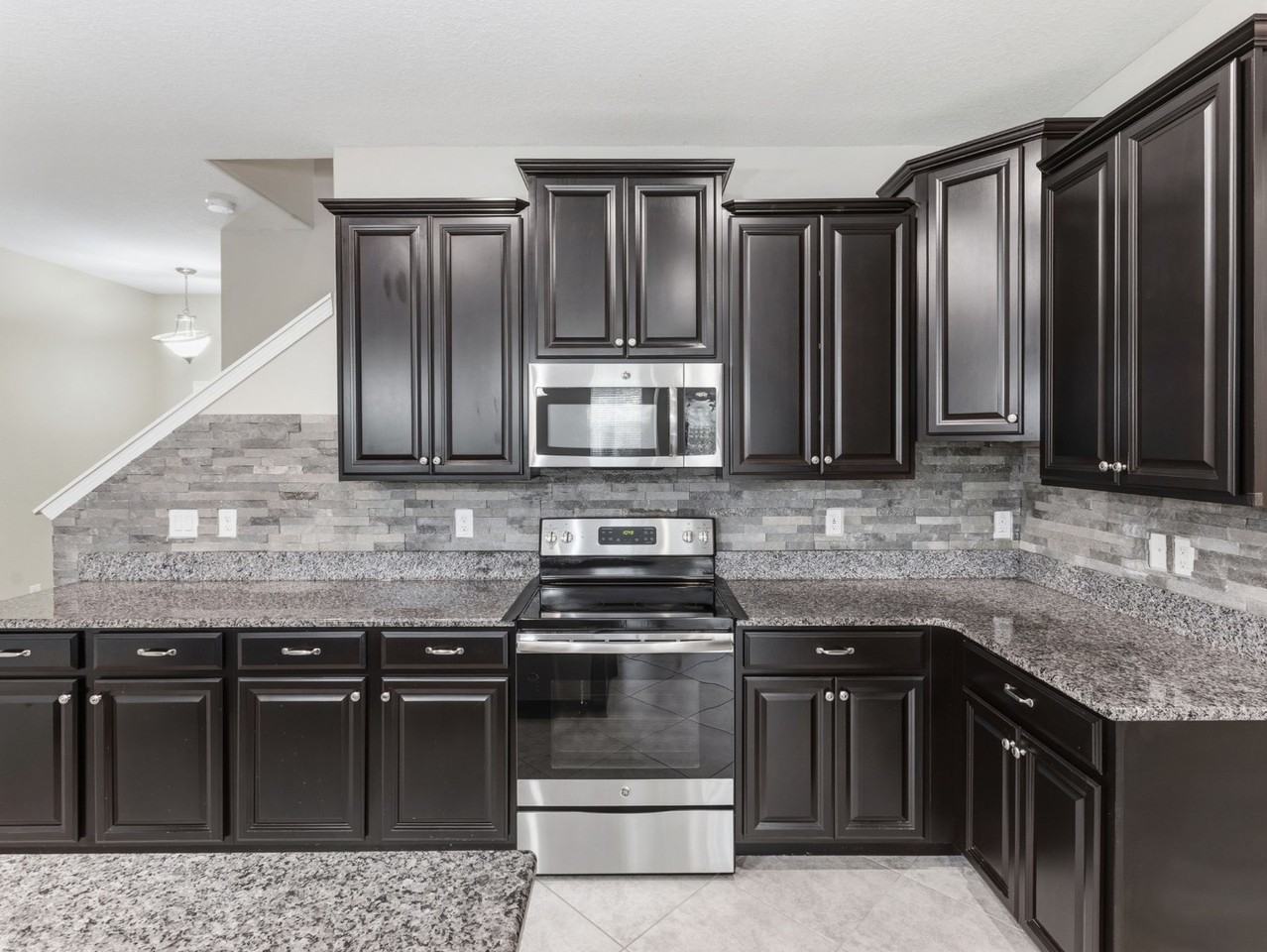 17337 Old Tobacco Rd - Photo 7 of 41