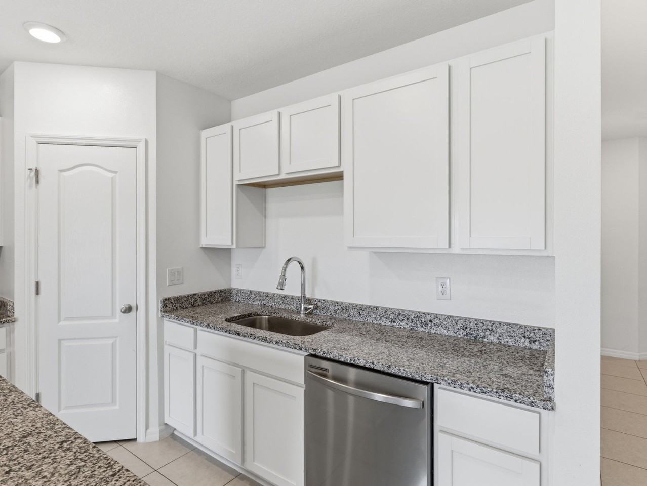 32156 Pond Apple Bnd - Photo 4 of 36