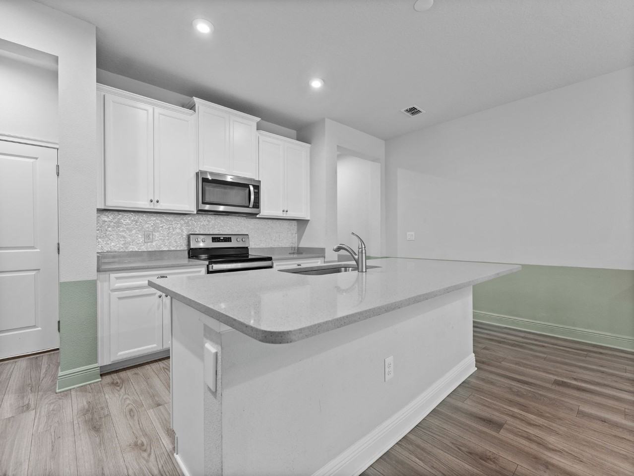 5845 Grand Sonata Ave - Photo 5 of 31