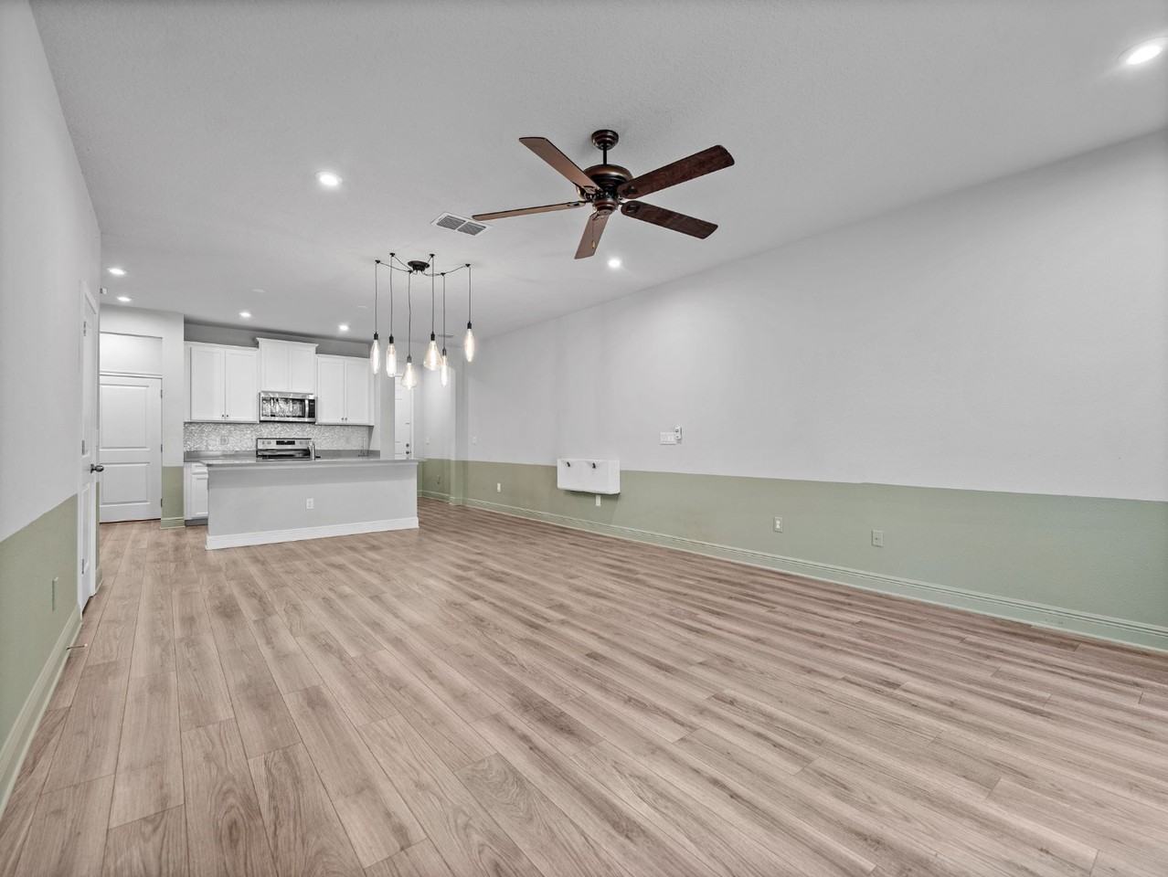 5845 Grand Sonata Ave - Photo 6 of 31