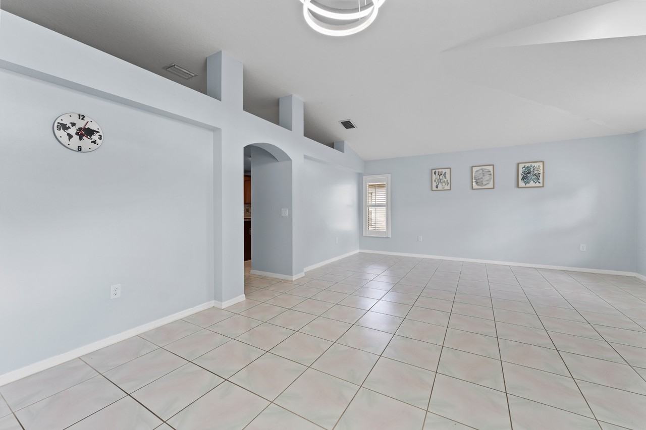 1509 Dawley Ct - Photo 6 of 45