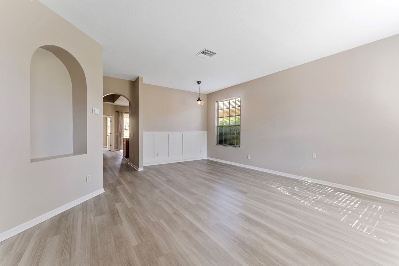 3031 Downan Point Dr - Photo 3 of 30