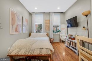 626 S 19th St #1F - Photo 1 of 1