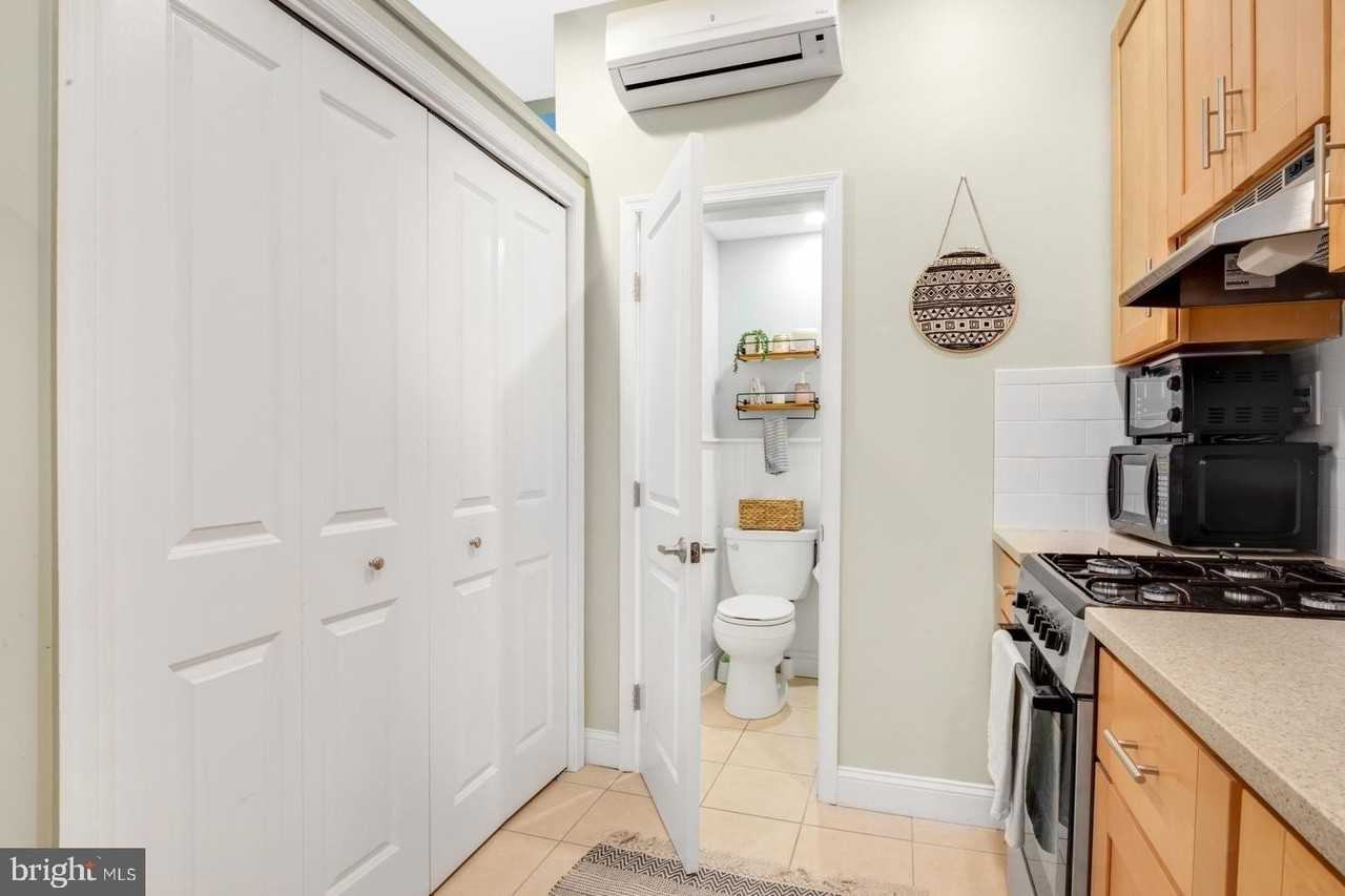 626 S 19th St #1F - Photo 7 of 13