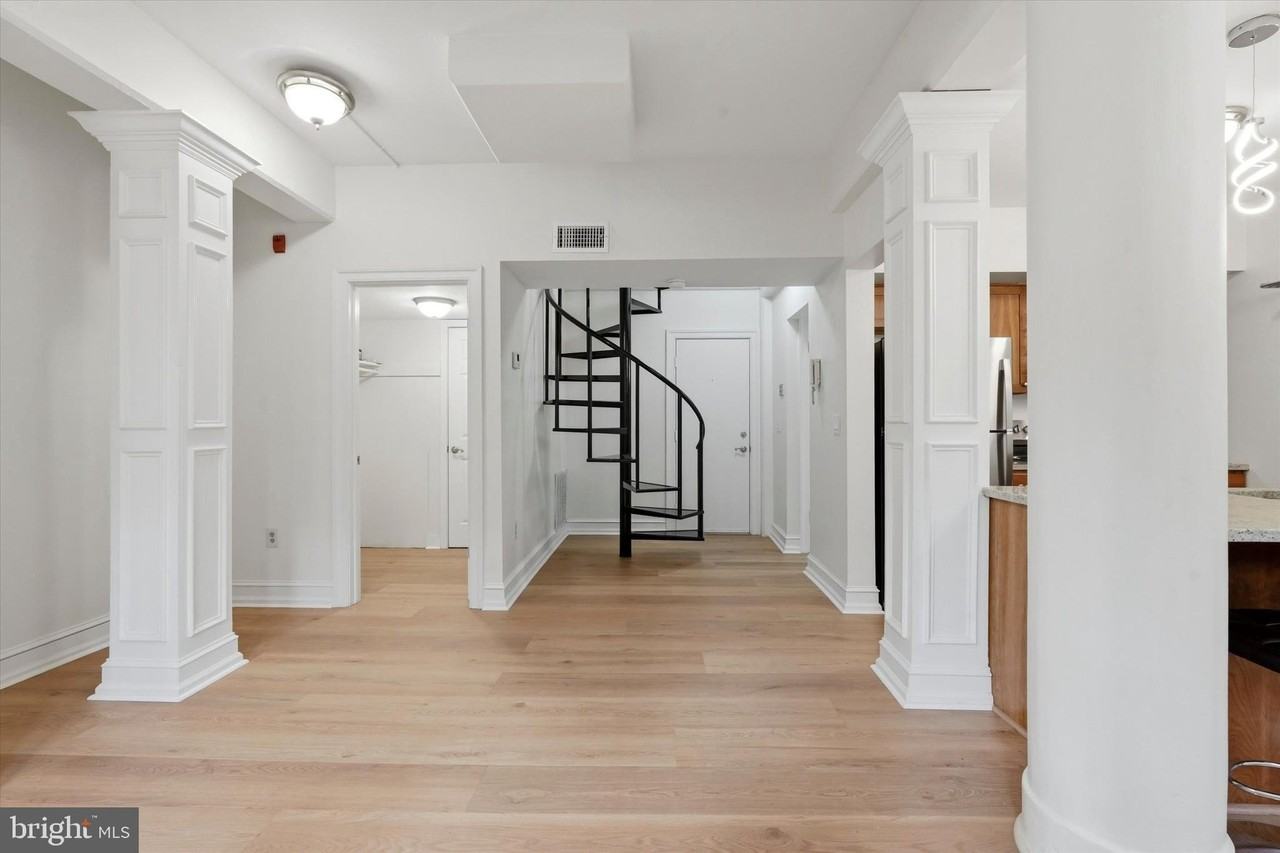 2501 Christian St #105 - Photo 3 of 15