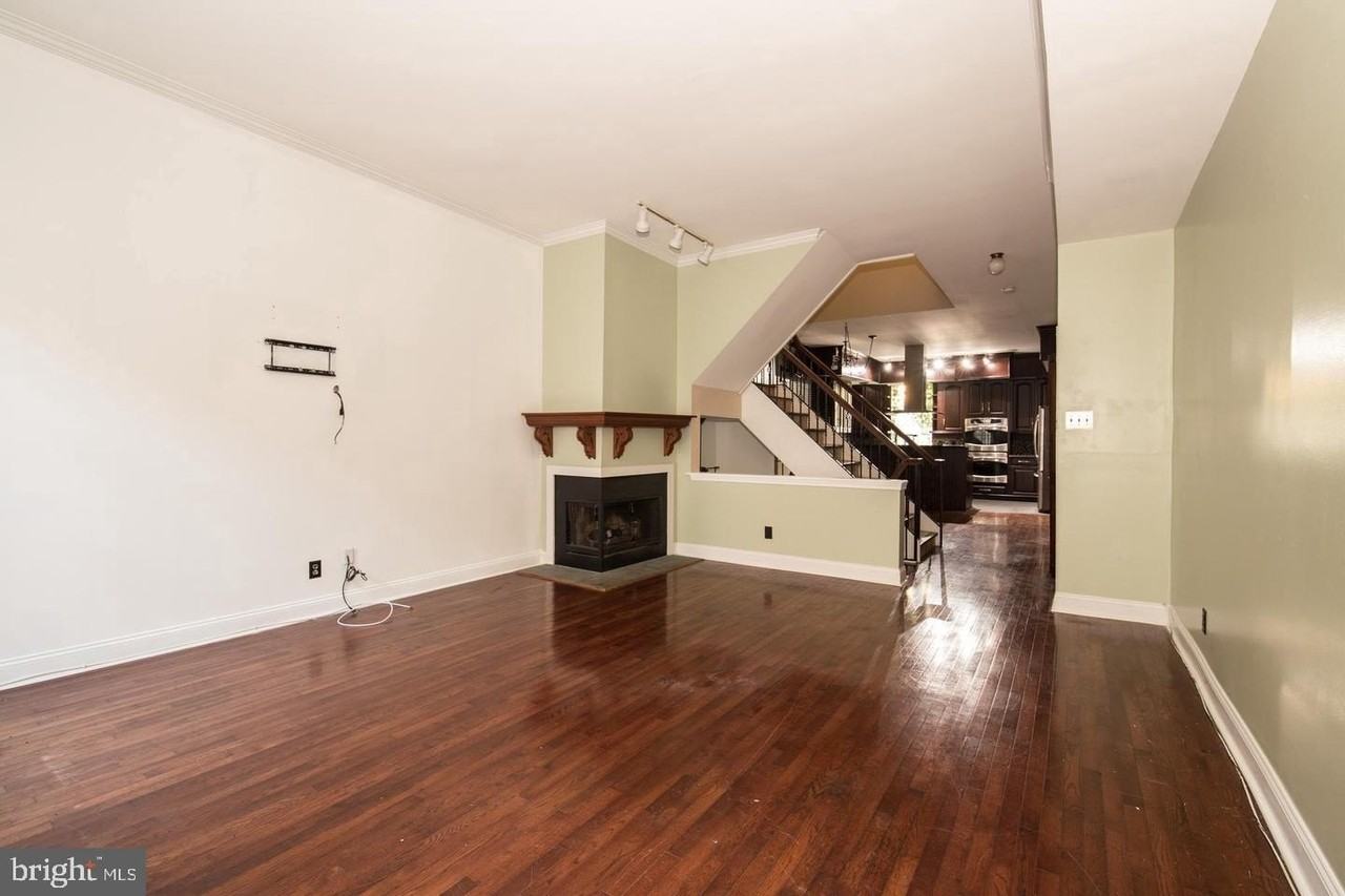 822 N Ringgold St - Photo 4 of 21