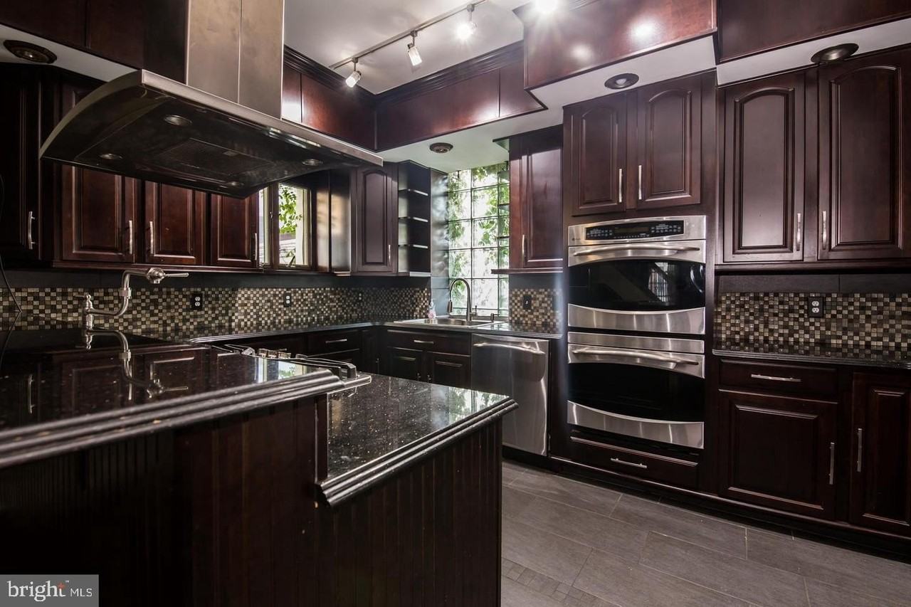 822 N Ringgold St - Photo 6 of 21