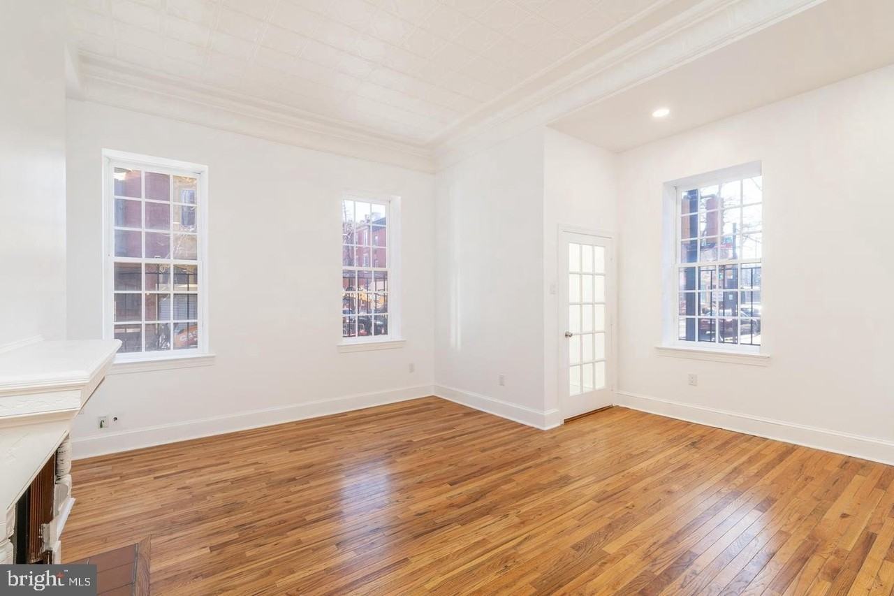 422 S 15th St #1 - Photo 5 of 19