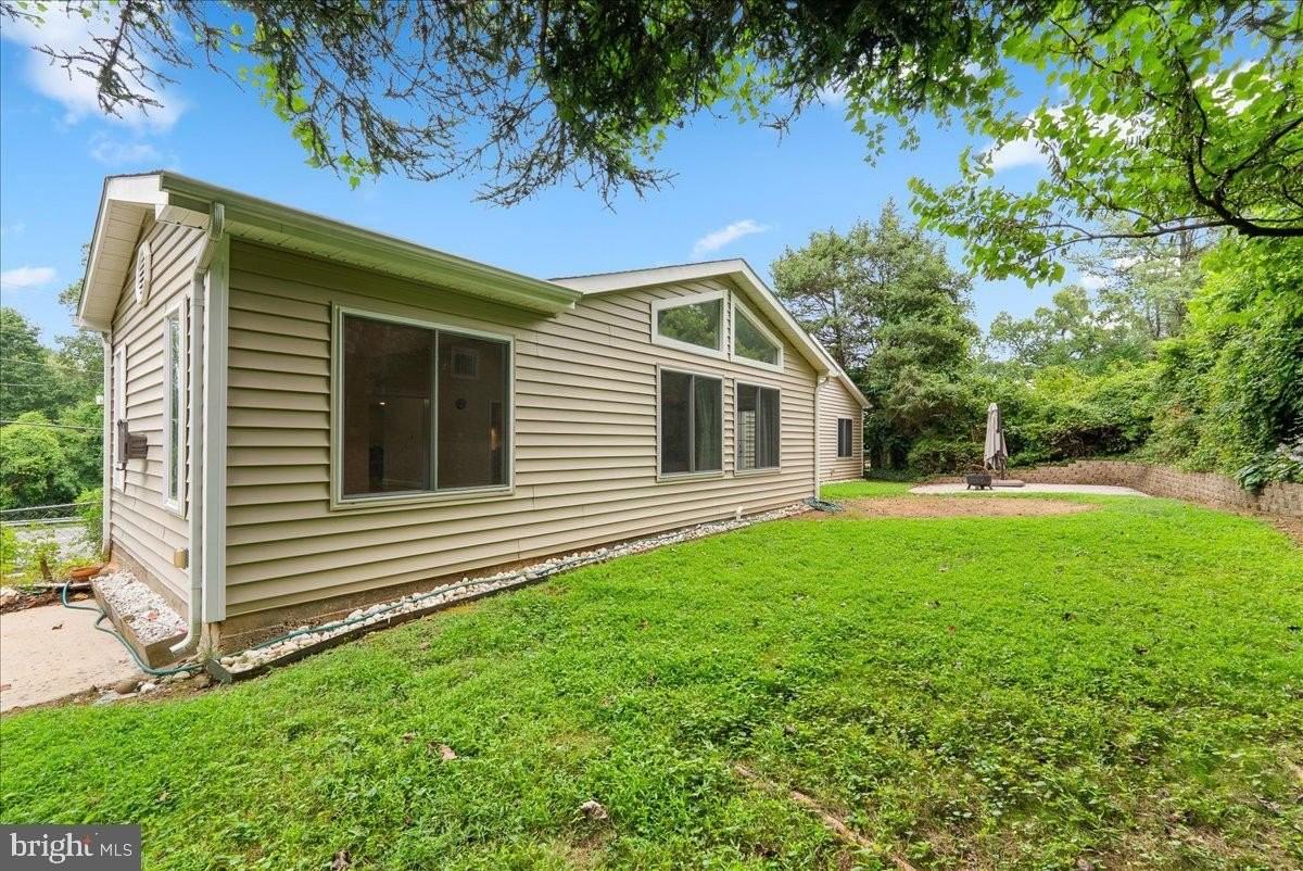 7029 Old Dominion Dr - Photo 3 of 3