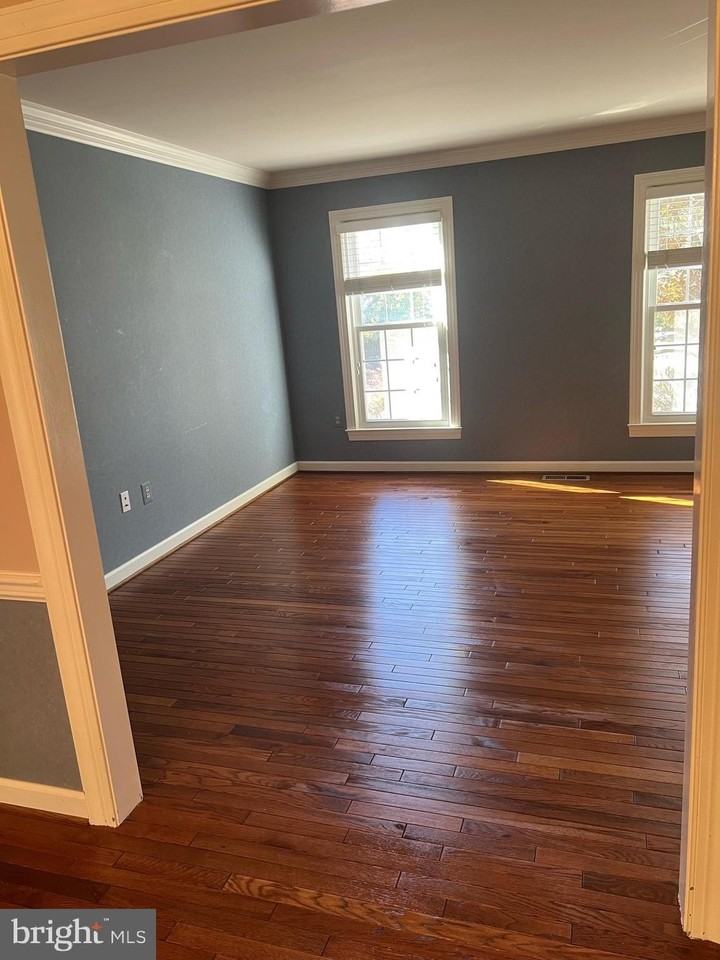 15559 Eagle Tavern Ln - Photo 7 of 30