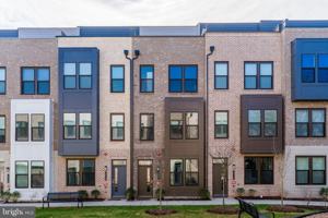 featured image of 12742 Verdant Way