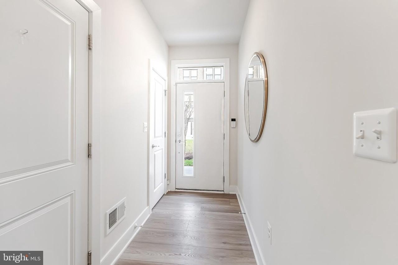 12742 Verdant Way - Photo 3 of 50