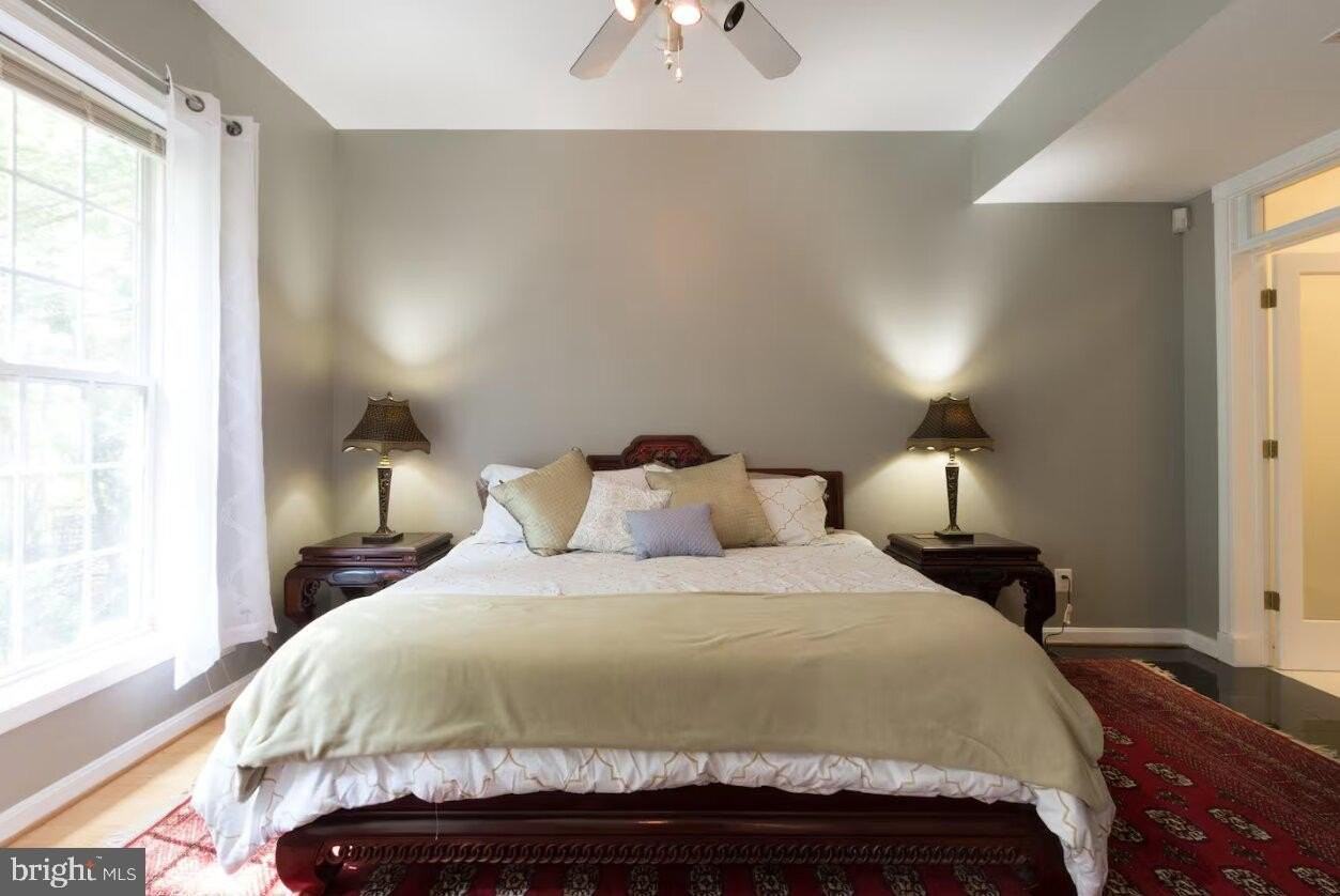 2403 Shreve Hill Rd - Photo 4 of 20