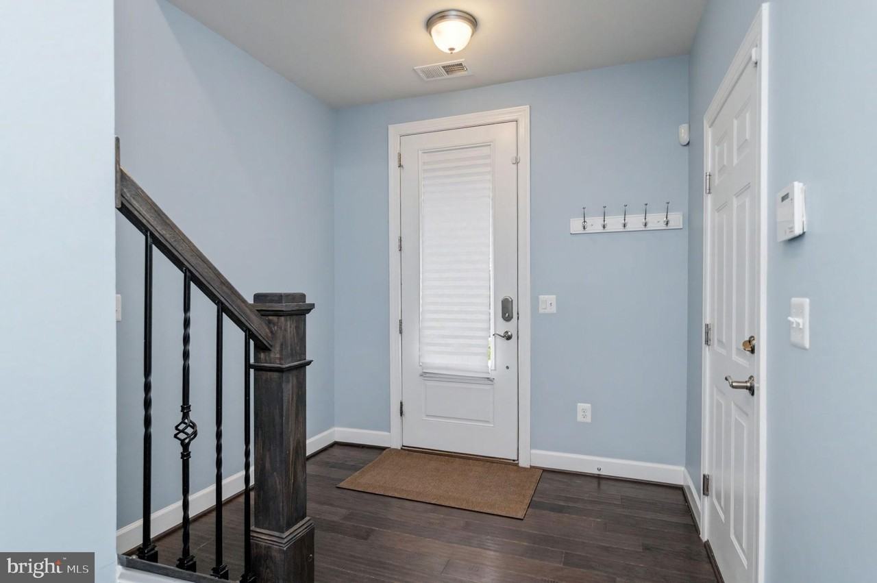 3697 Ambrose Hills Rd - Photo 3 of 41