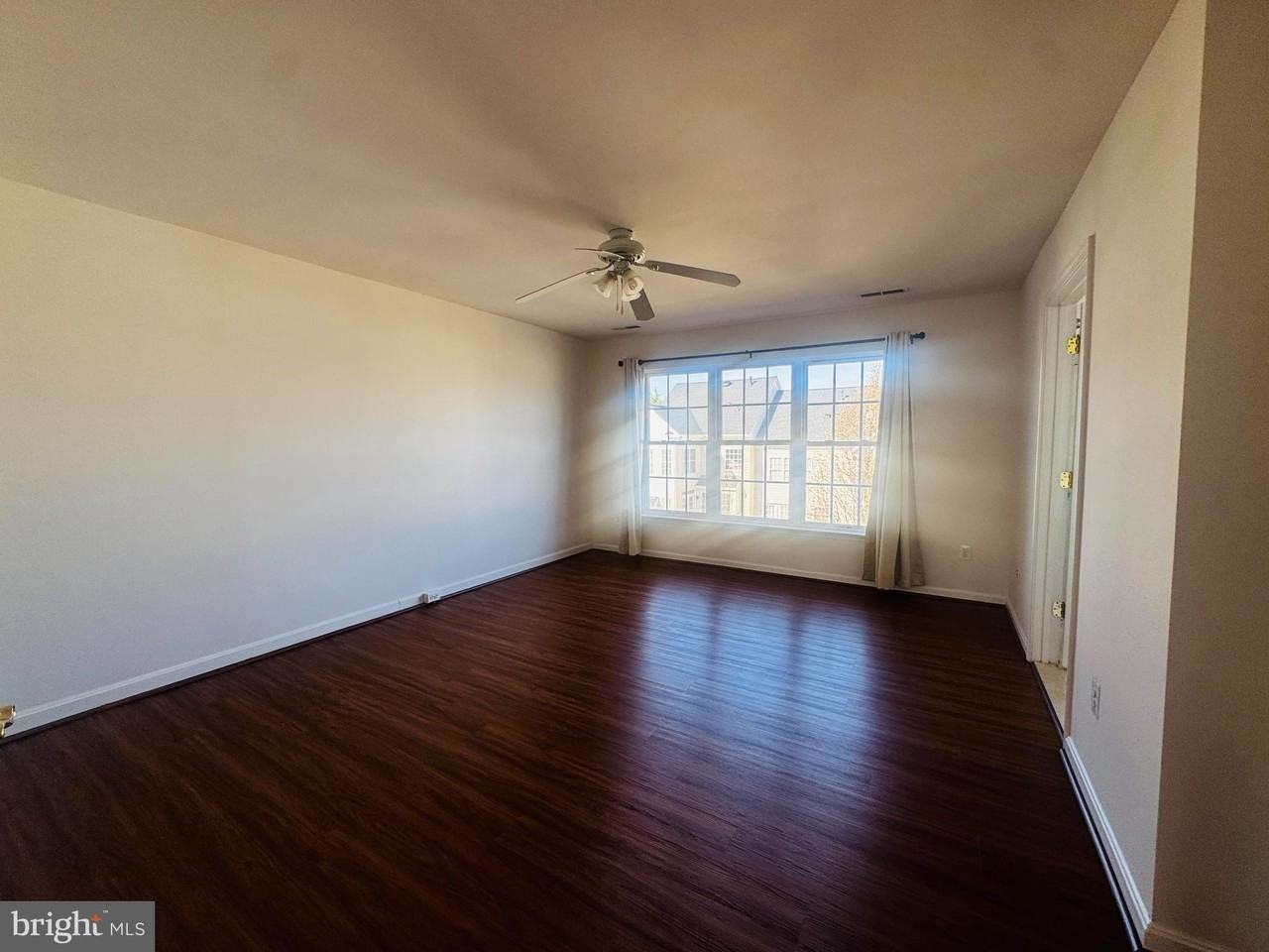 Smythe Way - Photo 3 of 28