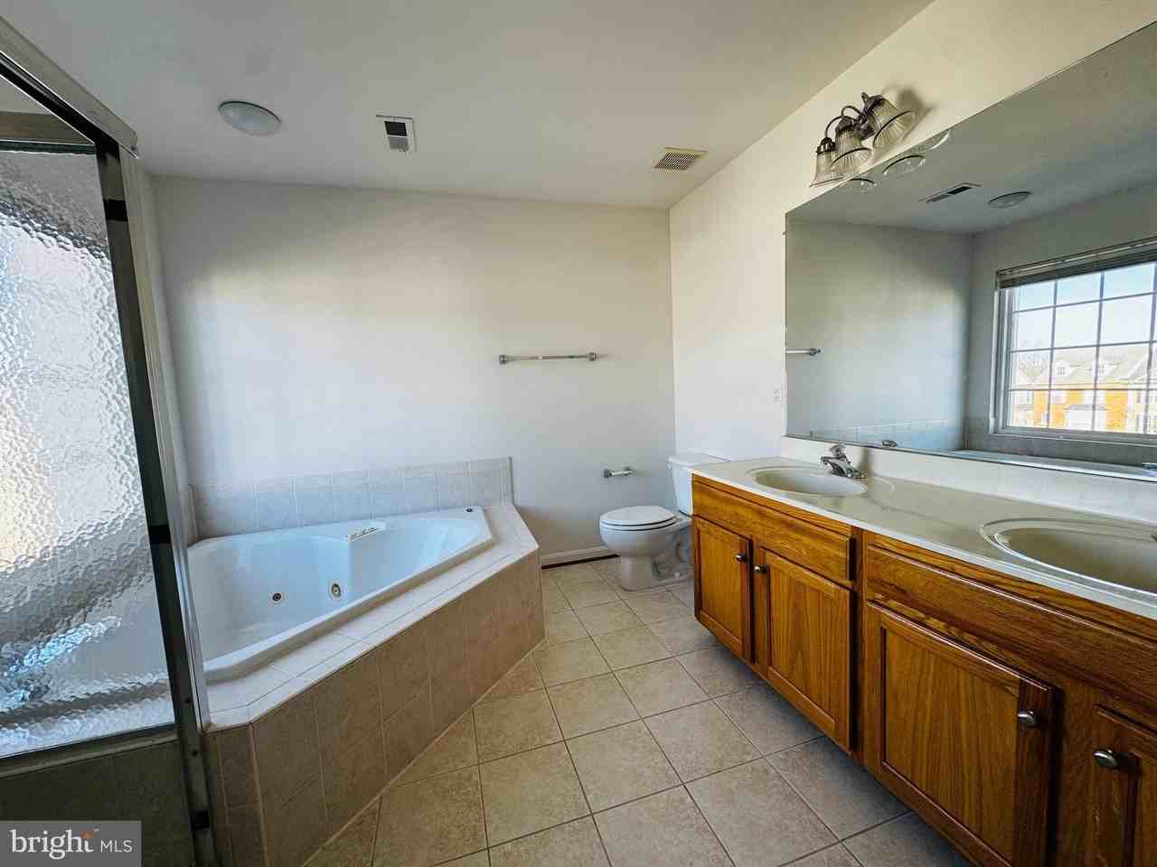 Smythe Way - Photo 4 of 28