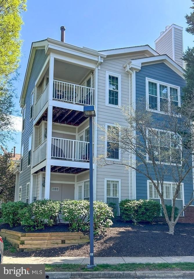 21019 Timber Ridge Ter #203 - Photo 2 of 17