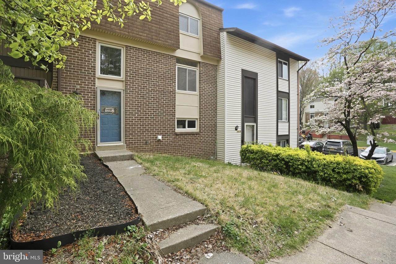 2916 Cantania Pl - Photo 2 of 20