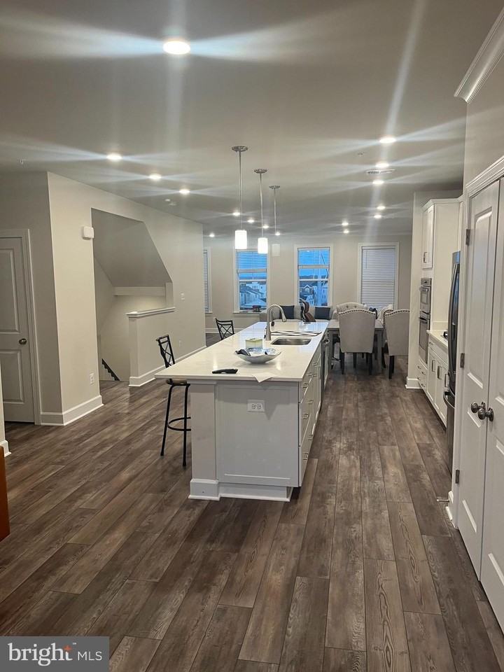 2327 Stephanie Tessa Ln - Photo 4 of 12