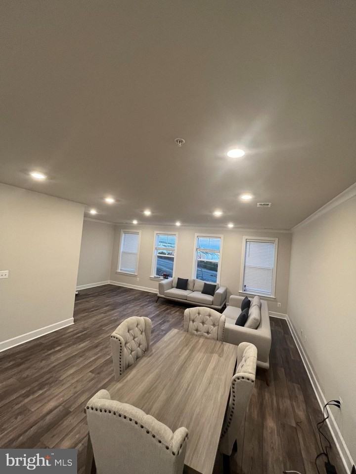 2327 Stephanie Tessa Ln - Photo 5 of 12