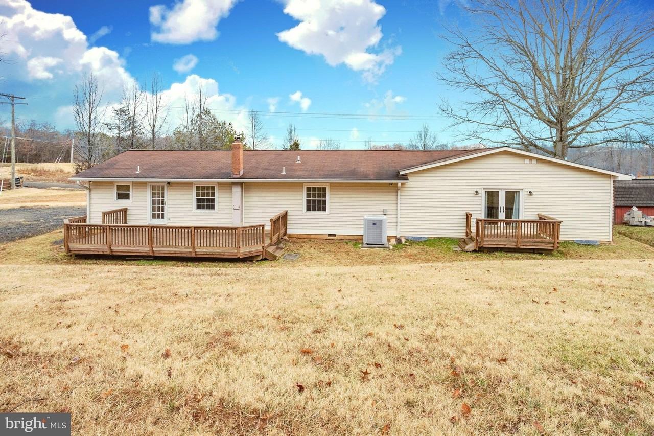 9552 Birmingham Dr - Photo 3 of 50