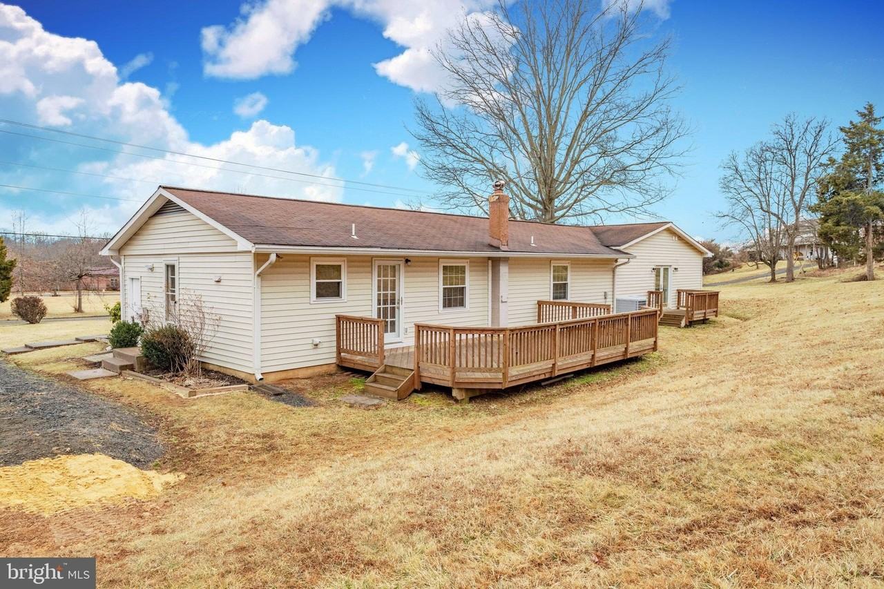 9552 Birmingham Dr - Photo 4 of 50