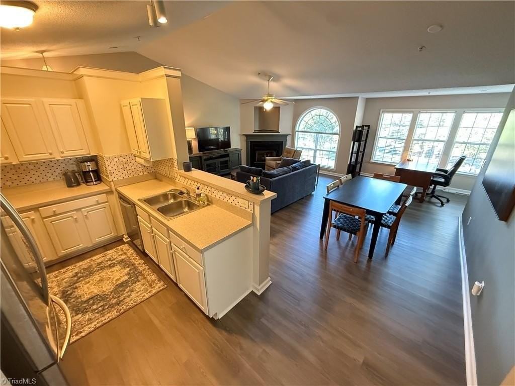 434 Scholastic Ct - Photo 6 of 16