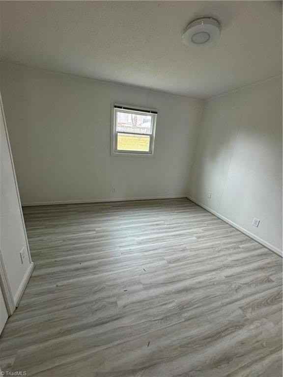 221 Mayberry Ave - Photo 4 of 4