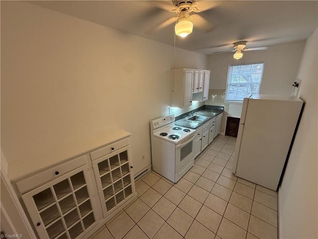 1318 Glade St #42 - Photo 2 of 9