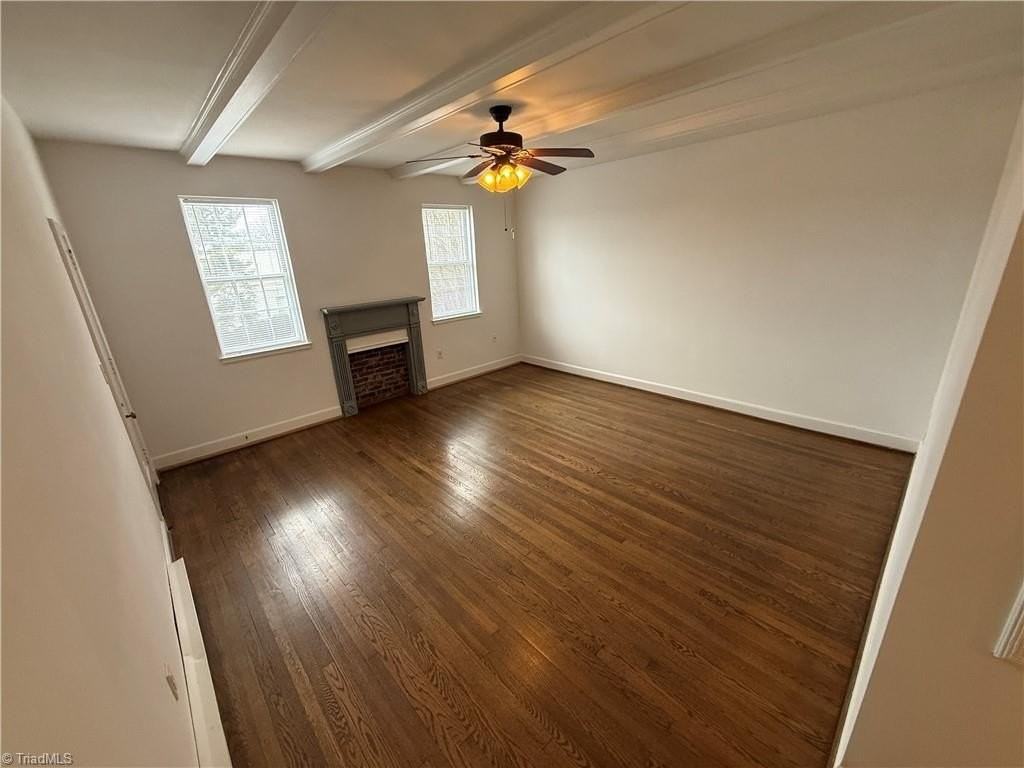 1318 Glade St #42 - Photo 5 of 9